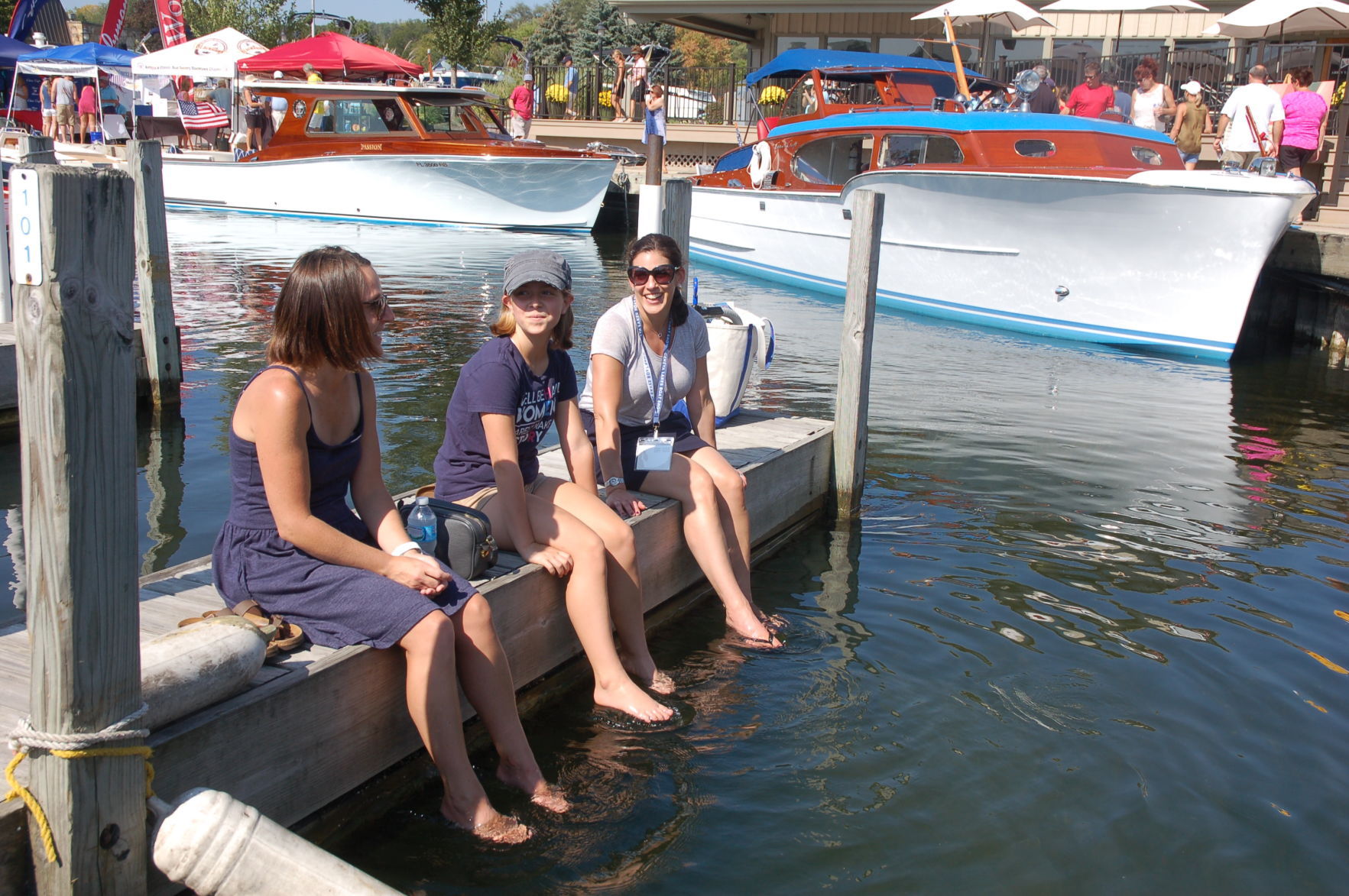 Antique boat show